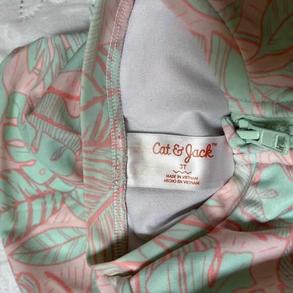 Cat & Jack One Piece Rash Guard Swim Suit 3T - Picture 6 of 6